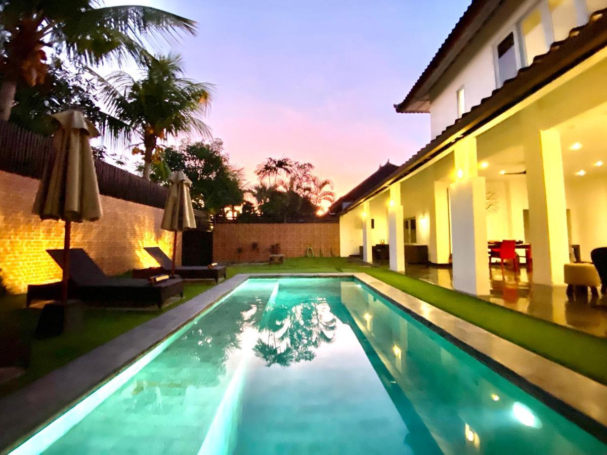 Villa Julia | Heart Of Seminyak | 350M Beach Exterior foto